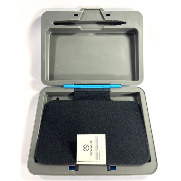 Power A Nintendo DS Blue and White Hard Shell Storage Console and Game Case - Picture 3 of 11